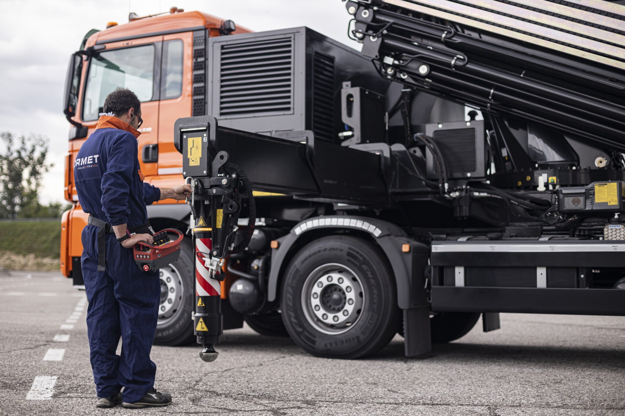 formazione ple e gru su camion